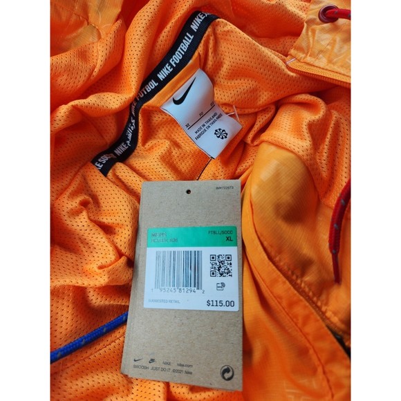 New Nike 2021-2022 FC Barcelona Soccer ALL WEATHER Jacket  DH7831-836 Men’s XL - Picture 11 of 11